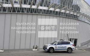 16-годишно момче почина по време на международен плувен турнир в Бургас