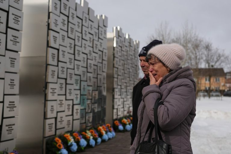 Американски сенатори внесоха двупартийна резолюция в подкрепа на Украйна Американски сенатори внесоха двупартийна резолюция в подкрепа на Украйна