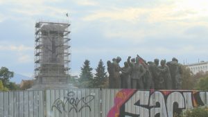 Държавата отпуска още 270 000 евро за охраната на Паметника на съветската армия