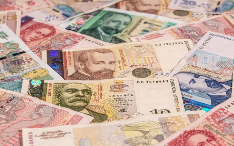 Фискалният съвет с остра критика: Бюджет 2025 е пълен с нереалистични прогнози и „фискални трикове“