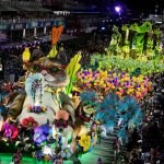 Карнавалът в Рио де Жанейро: Рекорден брой туристи и бляскави дефилета на школите по самба