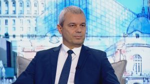 Костадин Костадинов: Ограничаването на секциите в чужбина не нарушава конституционни права