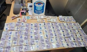 Митничари на „Капитан Андреево“ предотвратиха нелегален трафик на британски лири