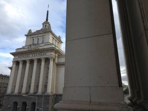 Депутатите гласуват на второ четене промени в Закона за марките и географските означения