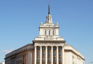 НА ЖИВО: Депутатите разглеждат мащабна пенсионна реформа с мултифондов модел