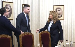 ПП-ДБ предложи 19 април за дата на изборите по време на консултации при президента