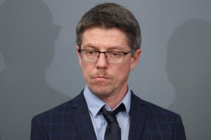 Назначеният за вицепремиер по честни избори Стоил Цицелков подаде оставка