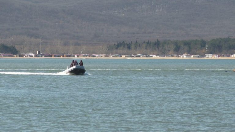 Корпусът на потъналия риболовен кораб край Созопол е без пробойни Корпусът на потъналия риболовен кораб край Созопол е без пробойни