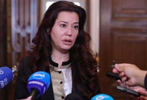 Освободиха директора на Изпълнителна агенция „Медицински надзор“ Иванка Динева