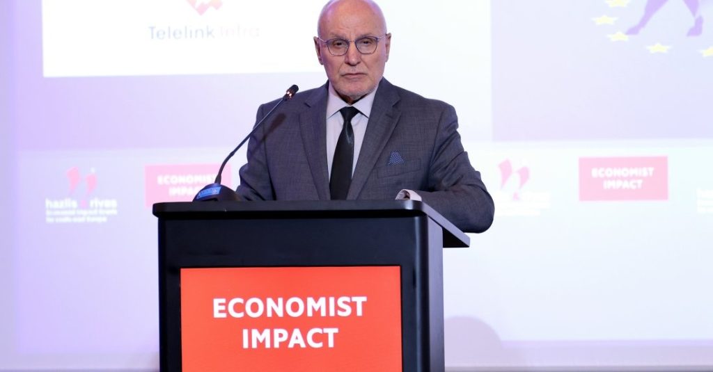 Димитър Радев отчете стабилен преход към еврото, Илияна Йотова настоява за строг ценови мониторинг