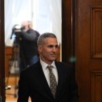 Служебният премиер Андрей Гюров на ключова среща с ЦИК за изборите на 19 април