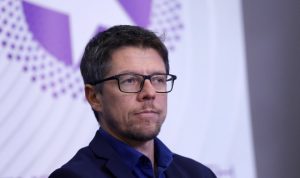 Политически трус след клетвата на кабинета „Гюров“ и скандала със Стоил Цицелков