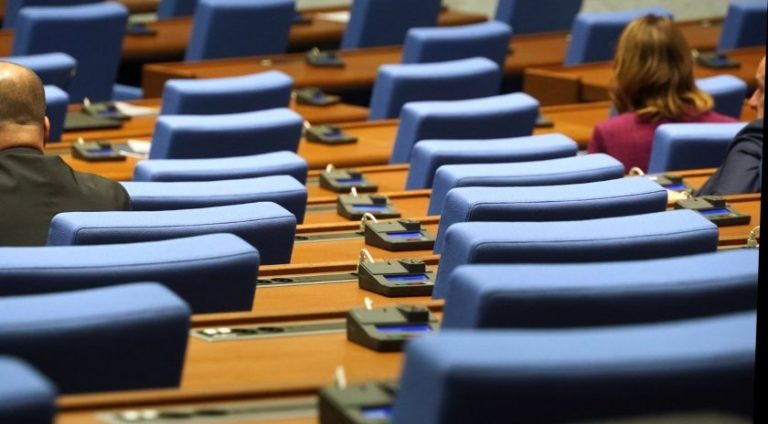 Промените в Изборния кодекс: Правната комисия ще разгледа ветото на президента