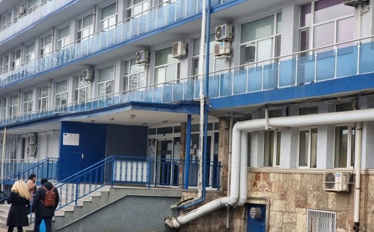 Ръководството на МБАЛ „Св. Анна“ във Варна с последен опит да задържи детските хирурзи Ръководството на МБАЛ „Св. Анна“ във Варна с последен опит да задържи детските хирурзи