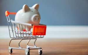 Потребителската кошница поскъпна с 5 евро от началото на годината