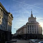 Шестима служебни министри на първи парламентарен контрол пред депутатите