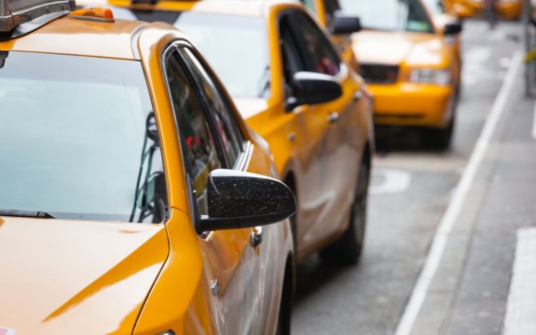 Таксиметровите шофьори в Атина обявиха тридневна стачка: Какви са исканията на бранша?