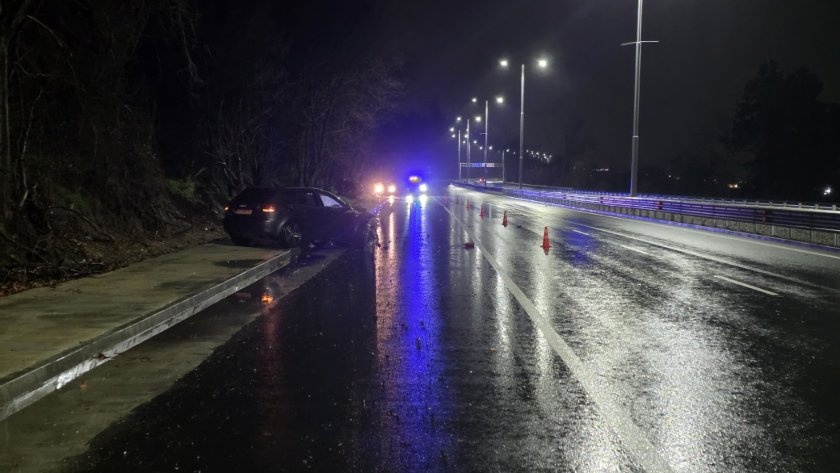 Тежка катастрофа край Благоевград затруднява трафика на главен път Е-79