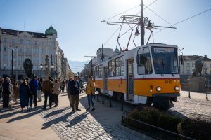 Трамвай „Памет“ възроди историята за жертвите на комунизма по софийските улици