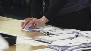 Историческо поражение за лейбъристите: Зелената партия превзе бастиона Гортън и Дентън