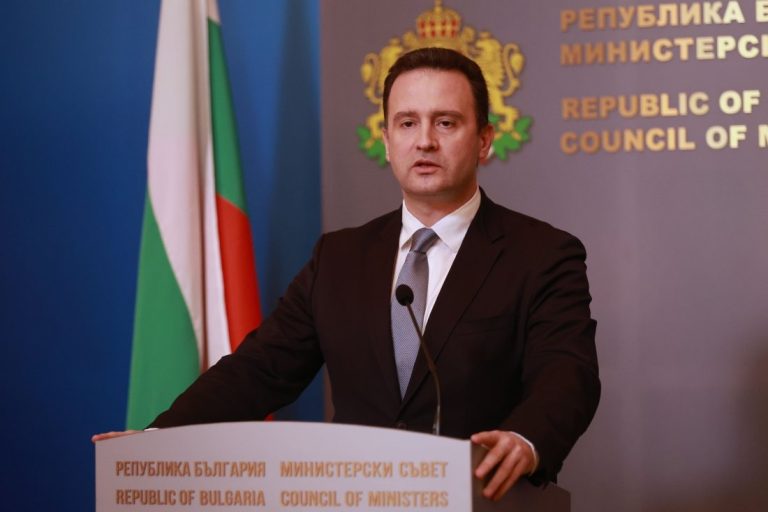 Извънредни проверки на енергодружествата заради скок на сметките за ток с до 50%