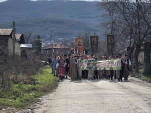 Традиции и берекет: Брестовица и Свети Влас отбелязаха пищно Трифон Зарезан