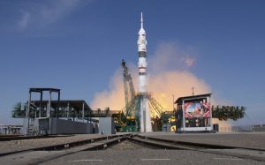 НАСА започва ключов тест преди първата пилотирана мисия до Луната от половин век