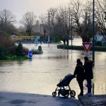 Франция отбеляза рекордните 35 поредни дни с дъжд и мащабни наводнения