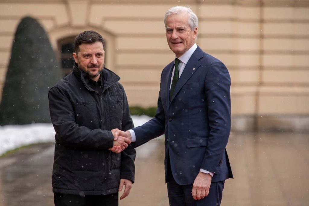 Стратегическо партньорство: Норвегия отпуска близо 8 милиарда долара в помощ на Украйна