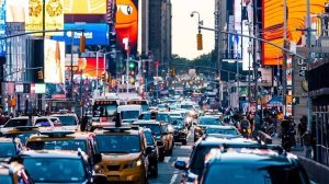 Градският шум: Как сърцето и мозъкът ни „протестират“ срещу постоянния звуков фон