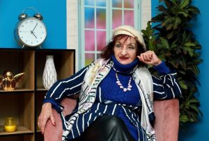 Мими Николова: Първата ми поява на сцена беше пълен провал, властите ме спряха за кариера в САЩ