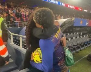 Ламин Ямал с исторически първи хеттрик при разгром на "Барселона" над "Виляреал"