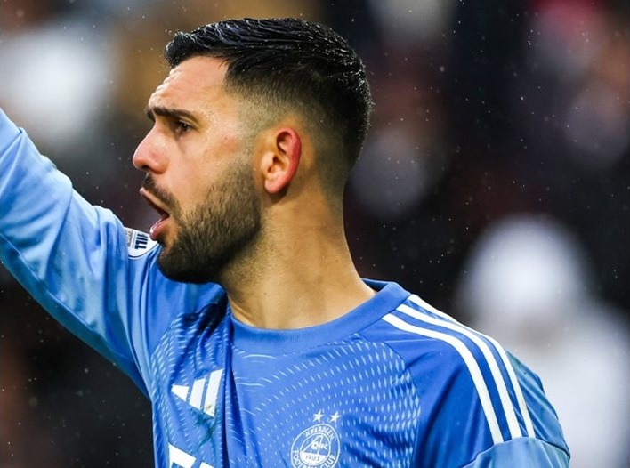 Димитър Митов със силни изяви при минимална загуба на "Абърдийн" от лидера "Хартс"