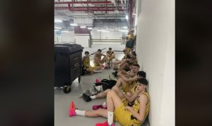 Юношеският баскетболен отбор на Арис Солун е блокиран в Абу Даби след ракетни атаки