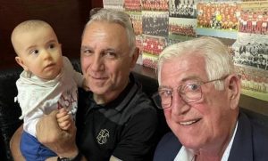 Христо Стоичков се сбогува с Георги Велинов: Отиде си един великан