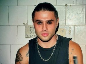 Никола Стоянов: Първият български кечист, обучен изцяло у нас, съчетава ринга и рок музиката