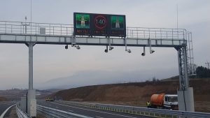 Кабинетът отложи новите тол такси заради националния празник