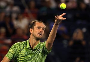 Войната в Близкия изток спря Медведев и Рубльов за турнир в САЩ