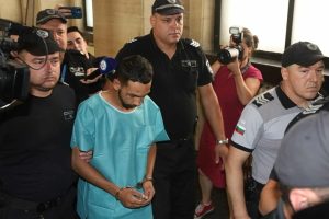 „Мога да си го позволя“: Летящия Виктор уби д-р Иса Али със 163 км/ч след балони с райски газ