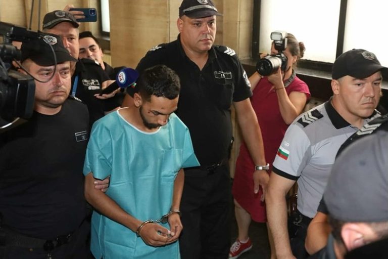 „Мога да си го позволя“: Летящия Виктор уби д-р Иса Али със 163 км/ч след балони с райски газ