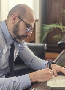 Министър Андрей Янкулов подготвя стандарти за номинация на главен прокурор