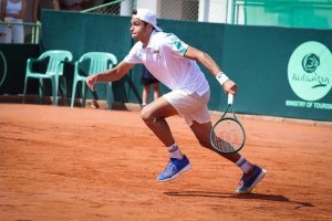 Александър Василев започна с победа и достигна четвъртфинал на двойки в Анталия