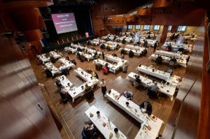 PIXELS Совиньон блан и Face to Face Дорнфелдер 2023 триумфират на Mundus Vini