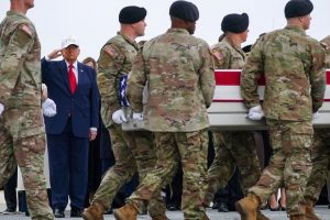 Ако намерят къде е, Тръмп праща военни в Иран, за да вземат обогатения уран (Обзор)