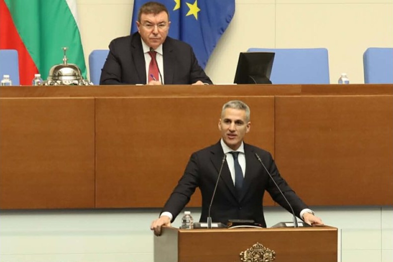 Кабинетът „Гюров“ освободи осем заместник областни управители, назначенията се бавят