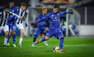 Локомотив Пловдив скочи срещу съдийството след дербито с Левски