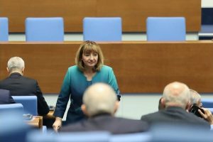 Парламентът прие на първо четене: Държавата ще отнема колите на каналджиите