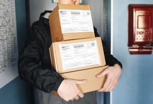 Всеки трети българин се сблъсква с проблеми при онлайн пазаруване