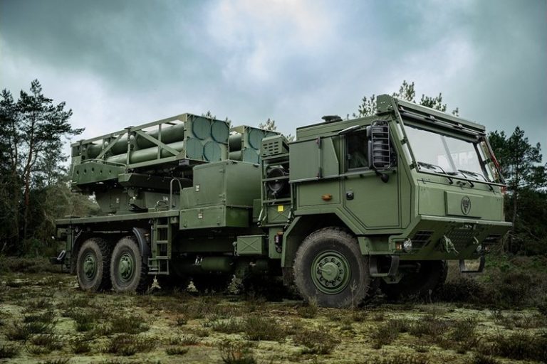 България купува 12 израелски системи за залпов огън EuroPULS, произведени в Германия