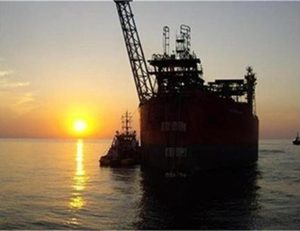 Иранска атака срещу танкери край Ирак взе жертва и парализира пристанищата